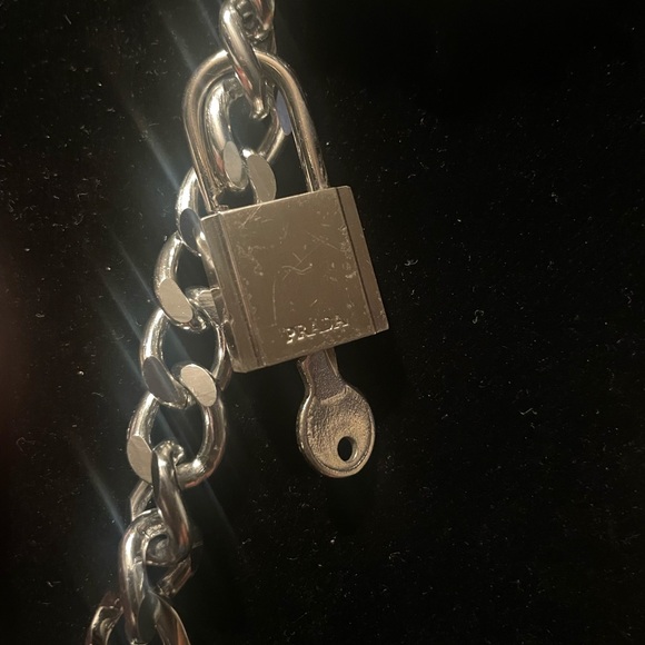 Silver belt chain with a Prada lock and key - Picture 9 of 15